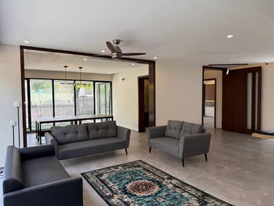 Well Maintained House For Rent In F-7