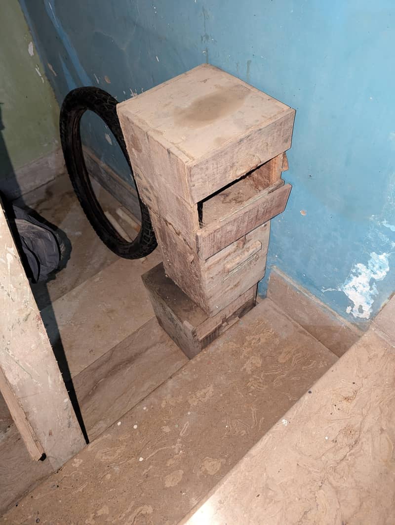 box for cage 0