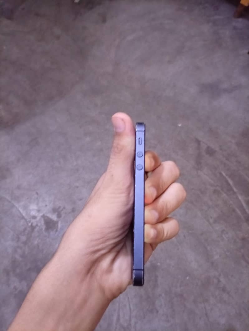 Apple iPhone 5s 3
