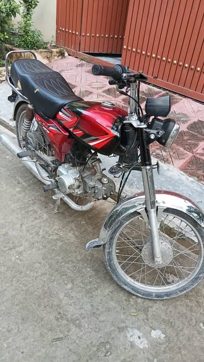 crown 2024model All ok demand 70k