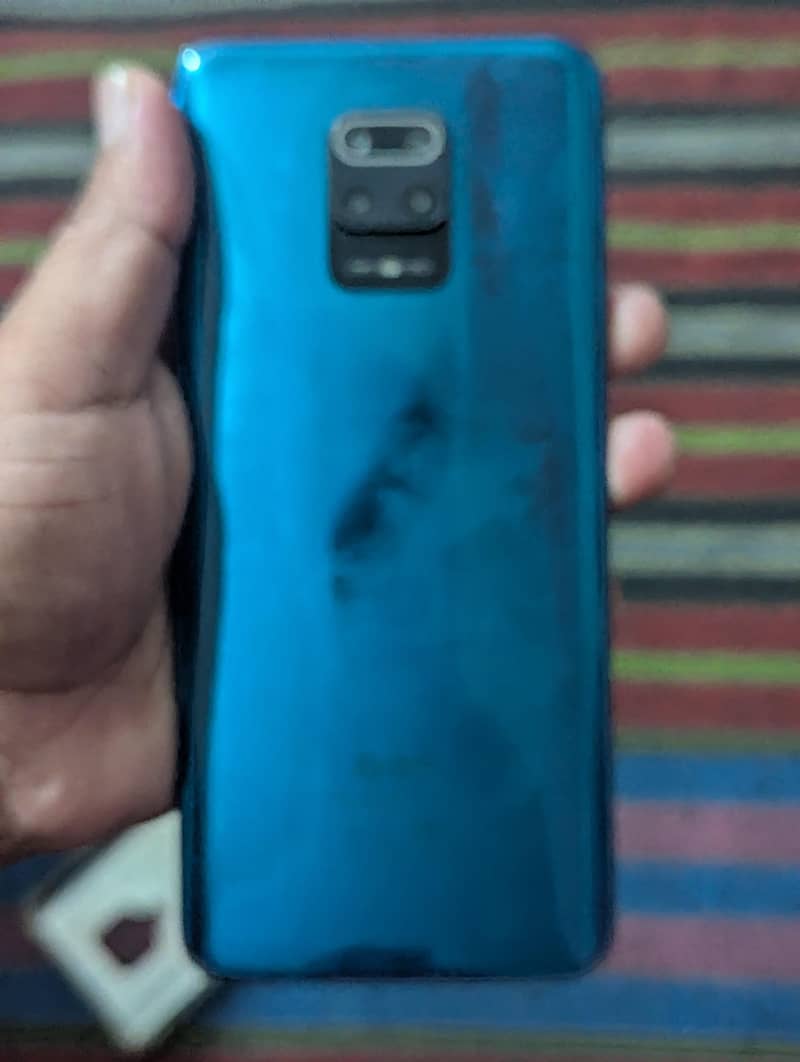 Xiaomi Redmi Note 9S 0