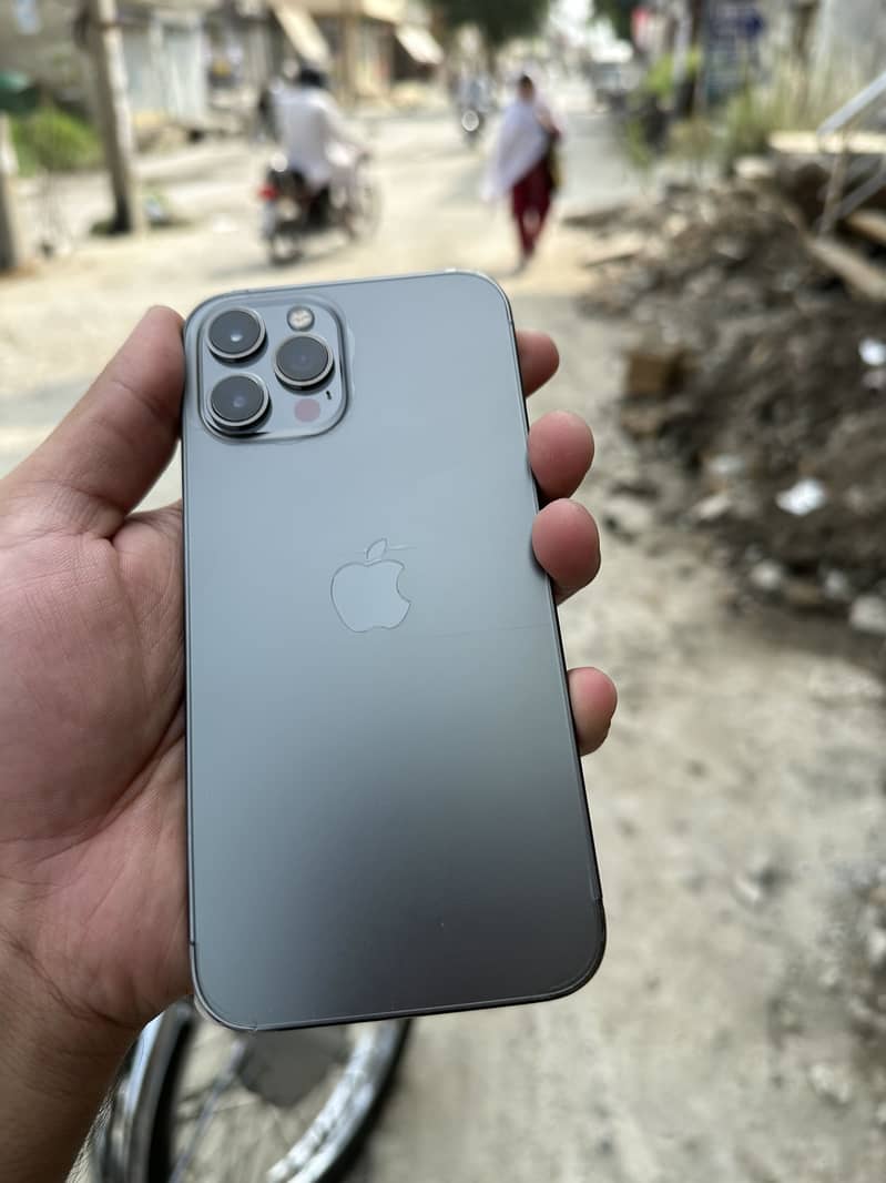 Apple iPhone 12 Pro Max 1