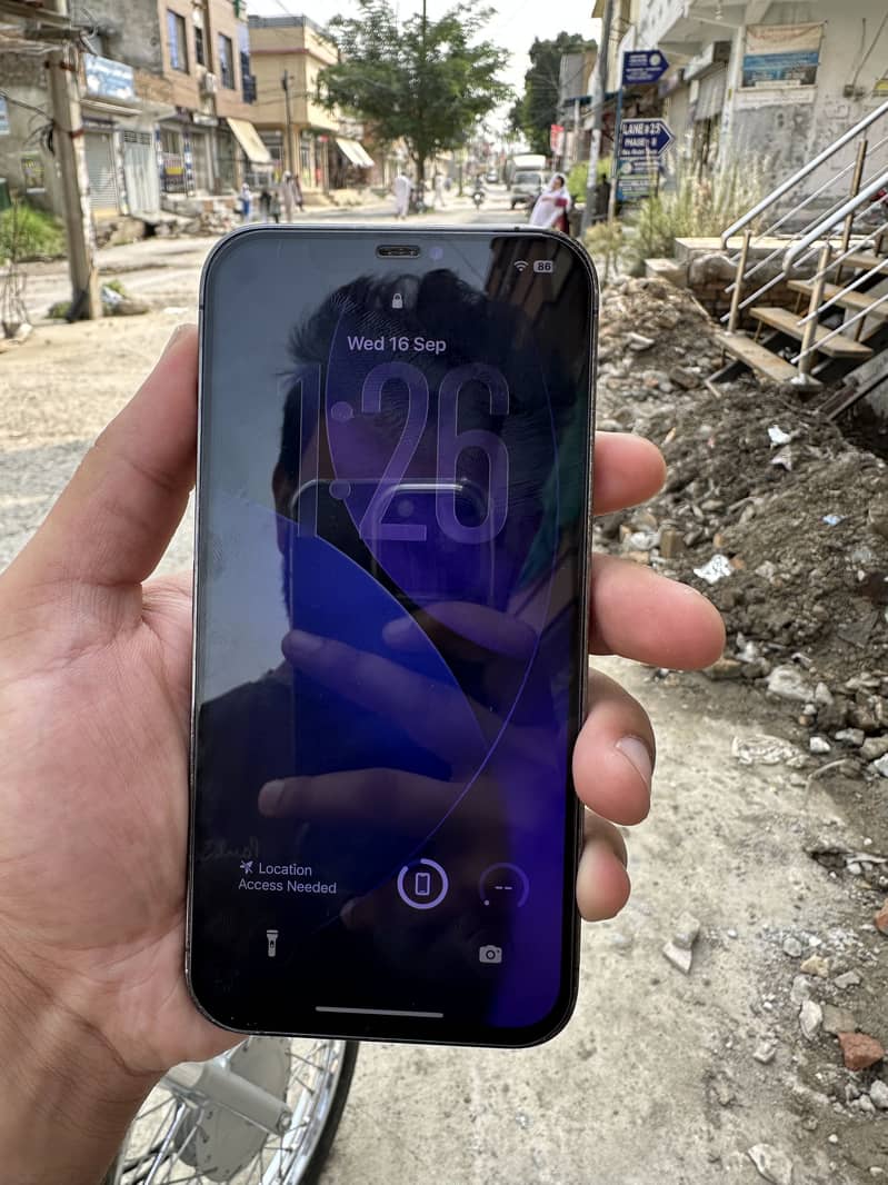 Apple iPhone 12 Pro Max 3