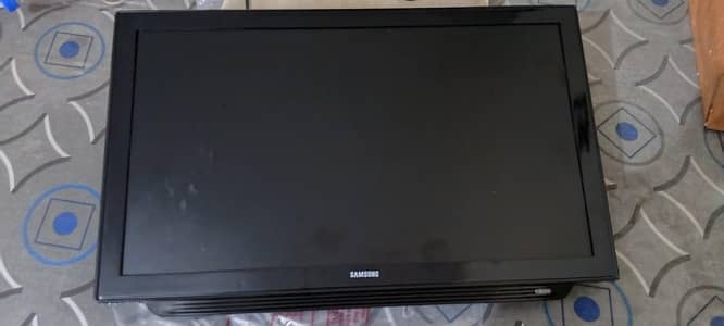 led tv 24"