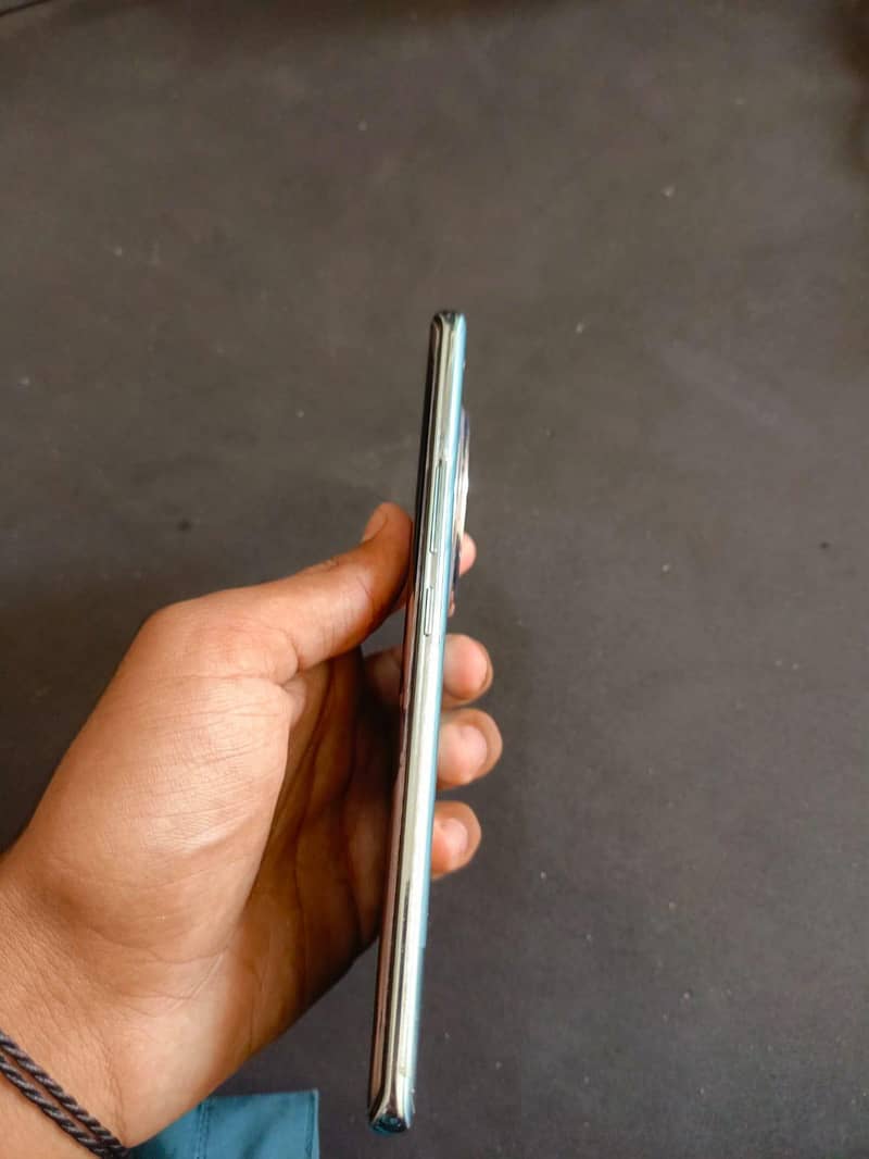 Infinix Zero 40 5