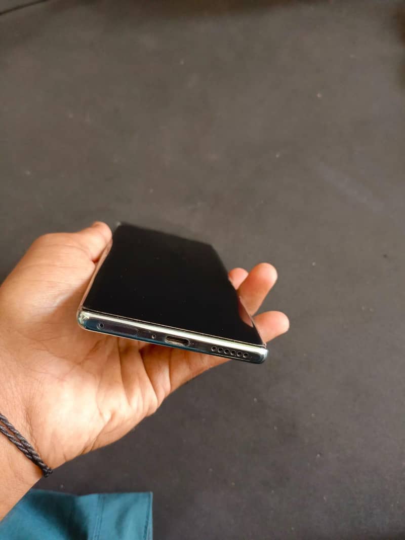 Infinix Zero 40 6