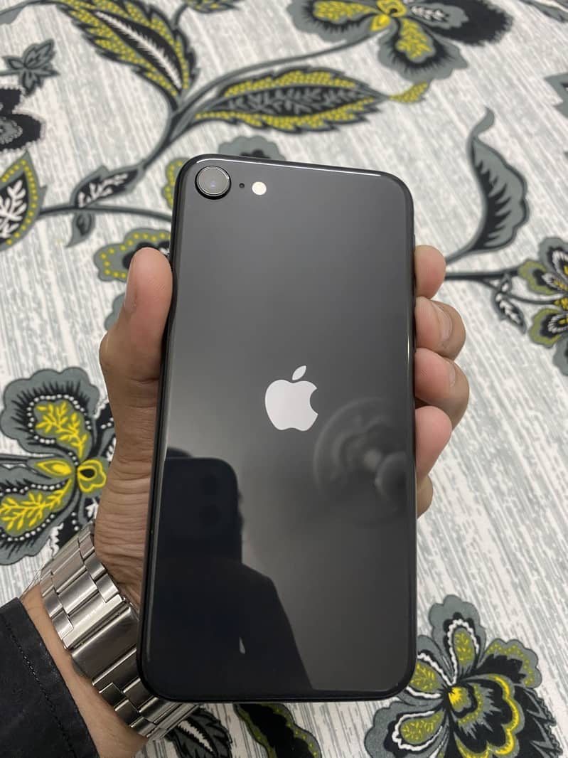 Apple iPhone SE 4