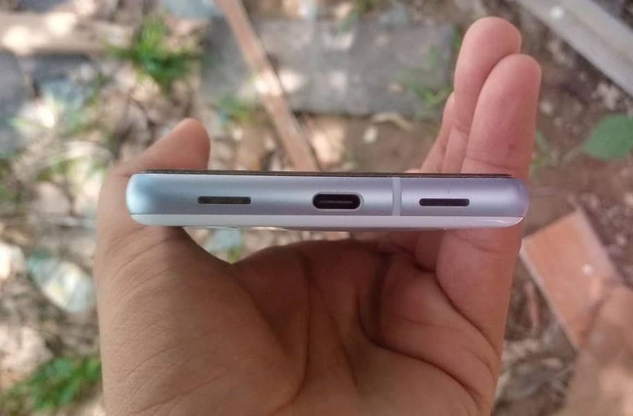 Google Pixel 7a 1