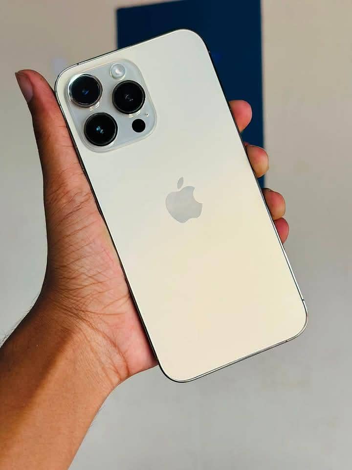 Apple iPhone 14 Pro 0