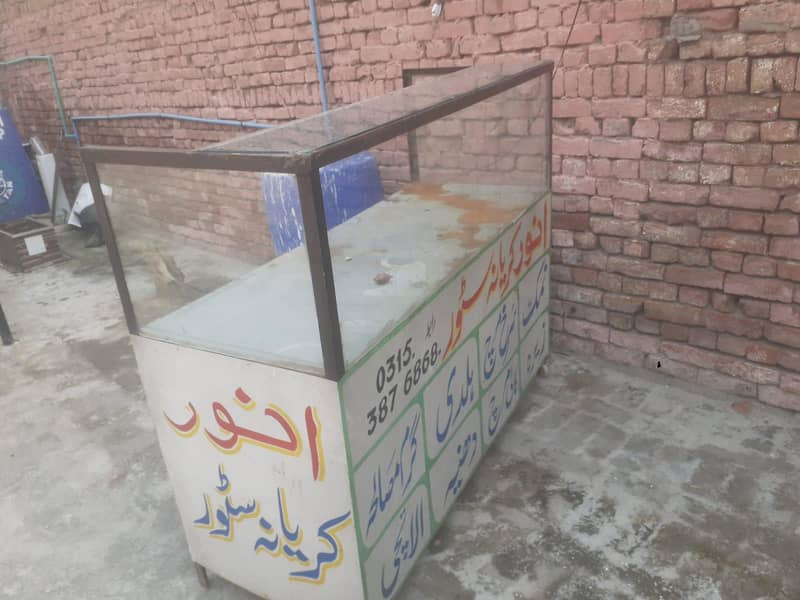 استعمال شدہ فوڈ/فروٹ ریڑھی بمعہ شیشے کا ڈسپلے 2