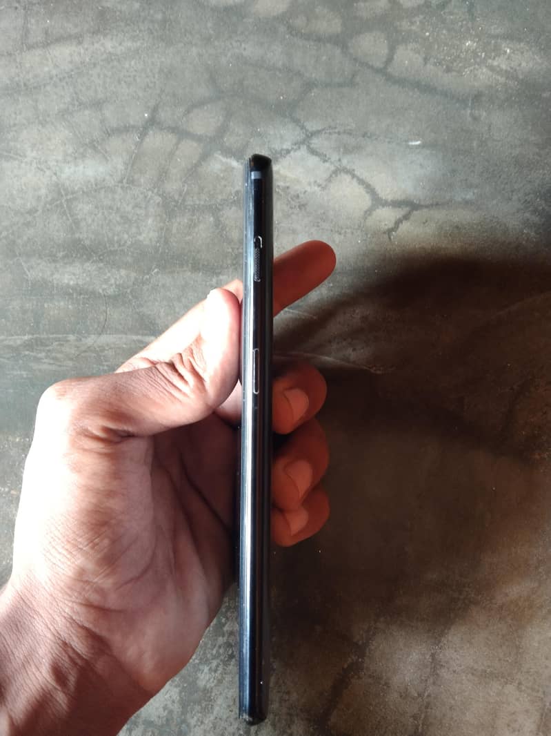 One Plus 6T 1