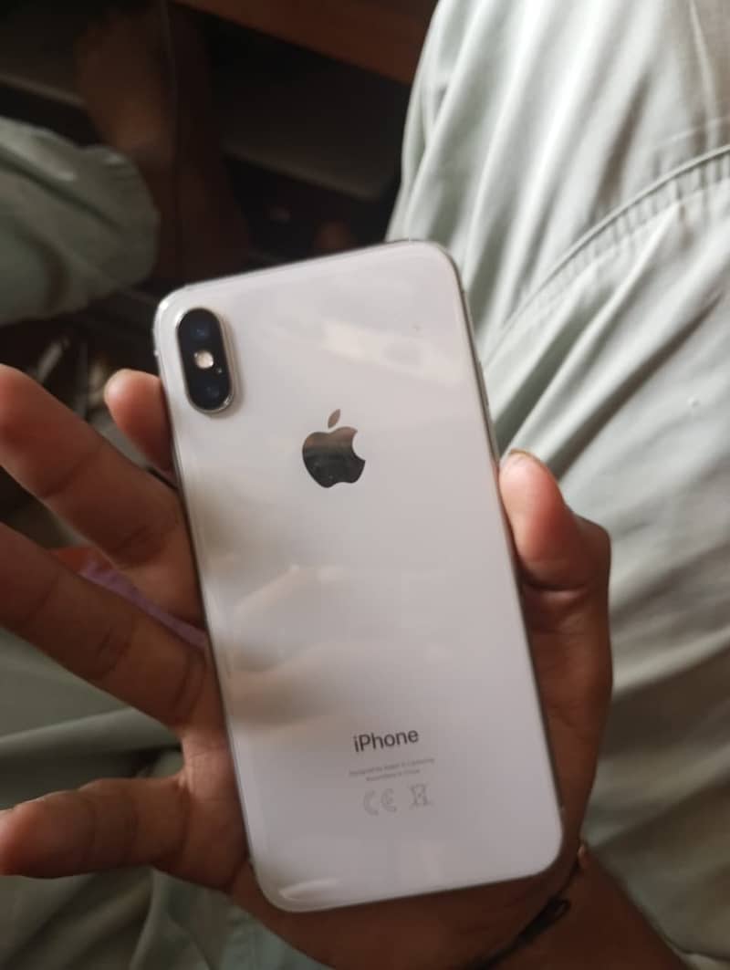 Apple iPhone X 5