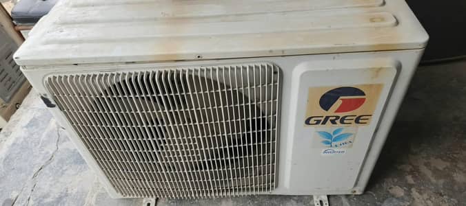 gree 1.5 ten ac for sale only call. 03064026435