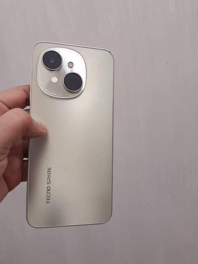Tecno Spark Go 1