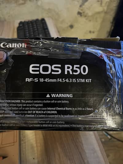 Canon EOS R50