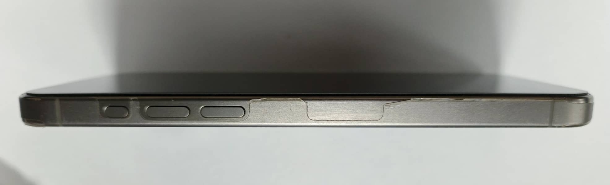 Apple iPhone 15 Pro Max 1