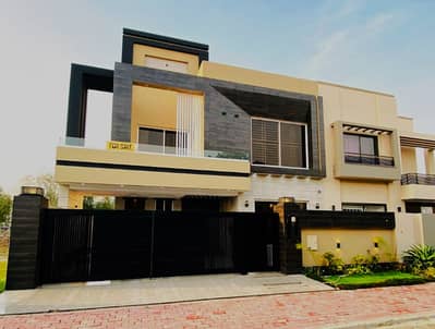 10 Marla Brand New House For Sale in Bahria Town Lahore