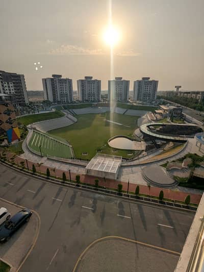 10 MARLA 3 BEDROOM APARTMENT AVAILABLE FOR RENT
