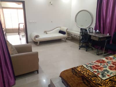 1 KANAL HOUSE FOR RENT IN JOHAR TOWN F1 FOR OFFICE