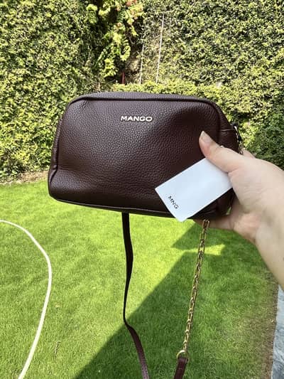 Brand new crossbody orign@l M@ngo brand