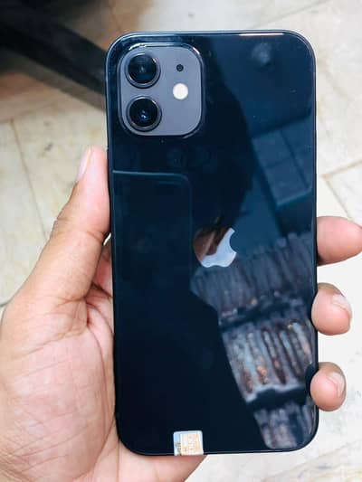 Apple iPhone 12