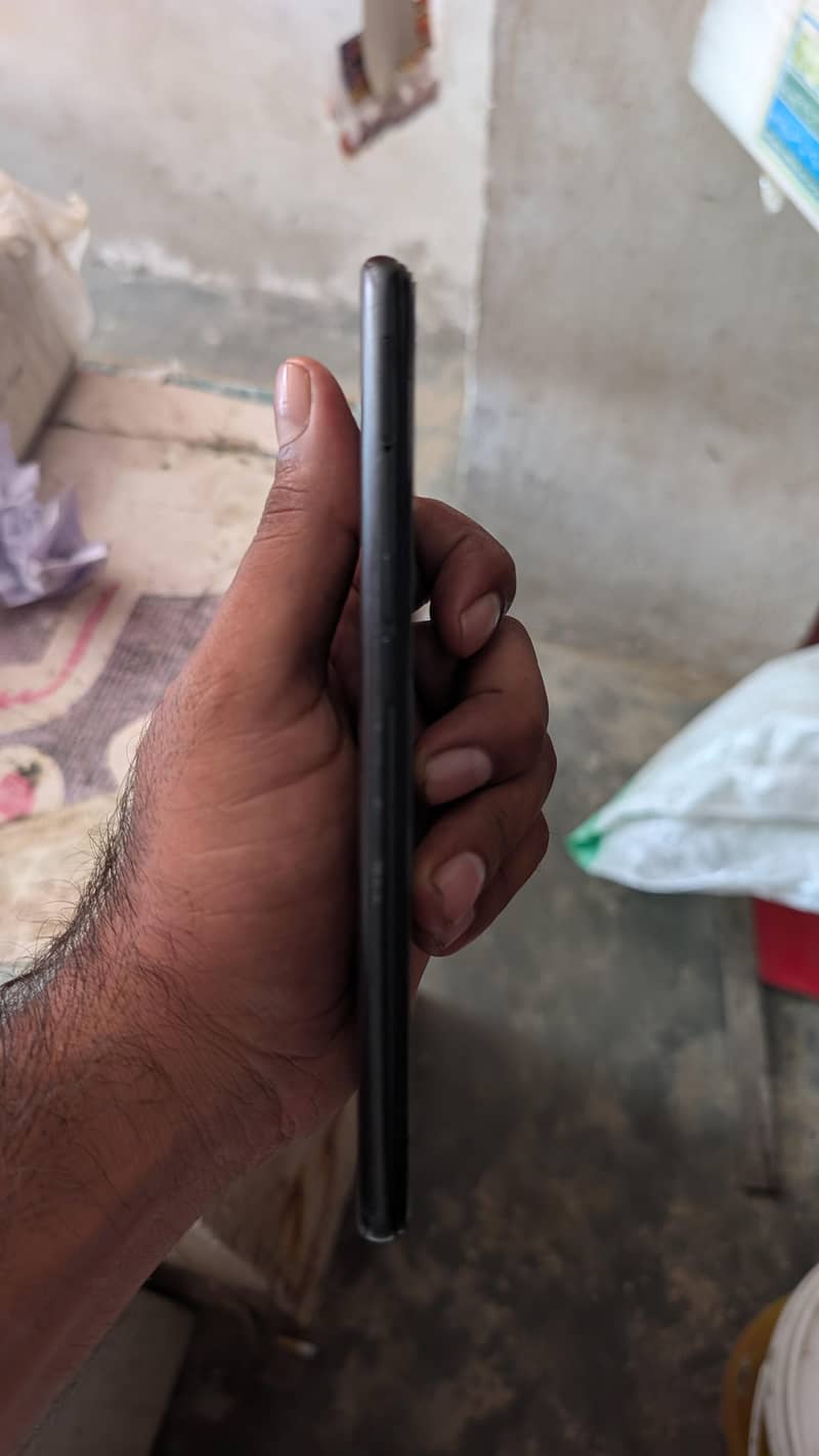 OPPO A76 3