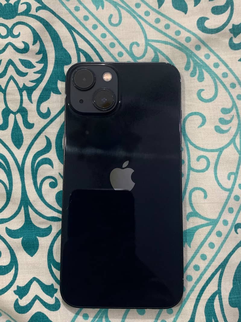Apple iPhone 13 1