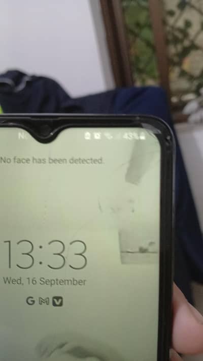Samsung Mobile A70