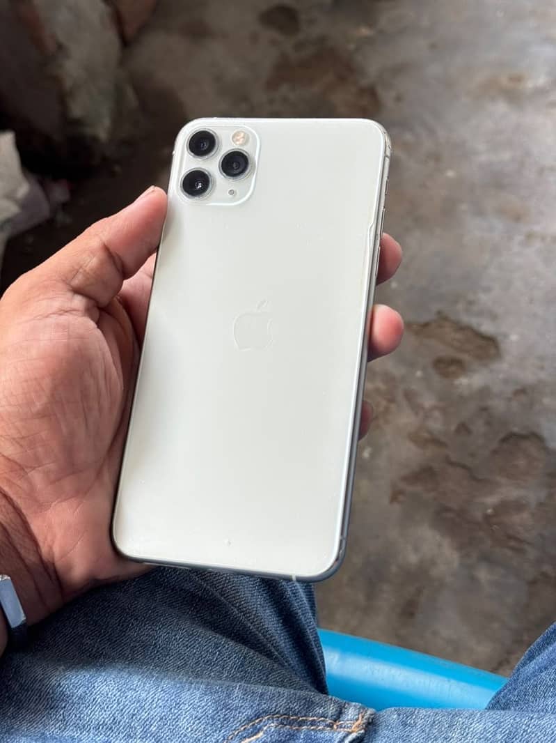 Apple iPhone 11 Pro Max 0