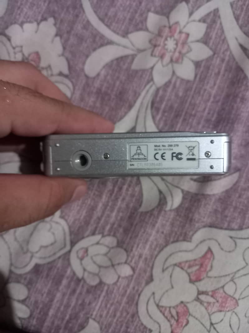 digital camera 4