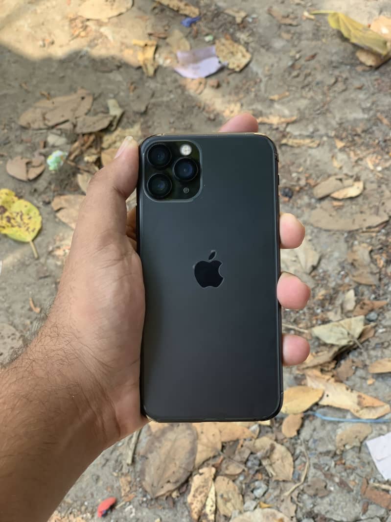 Apple iPhone 11 Pro 0