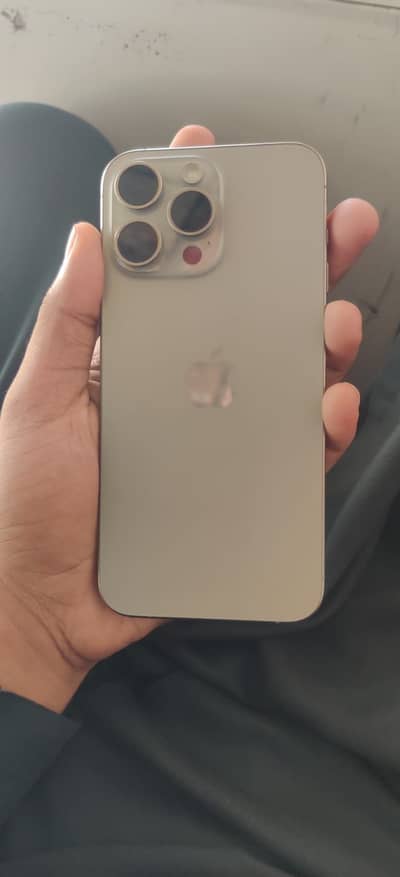 Apple iPhone 15 Pro Max