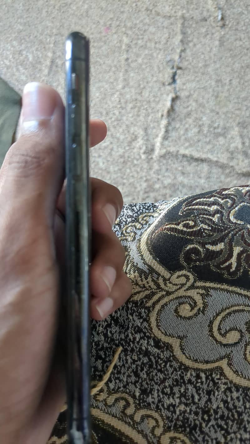 Apple iPhone X 1