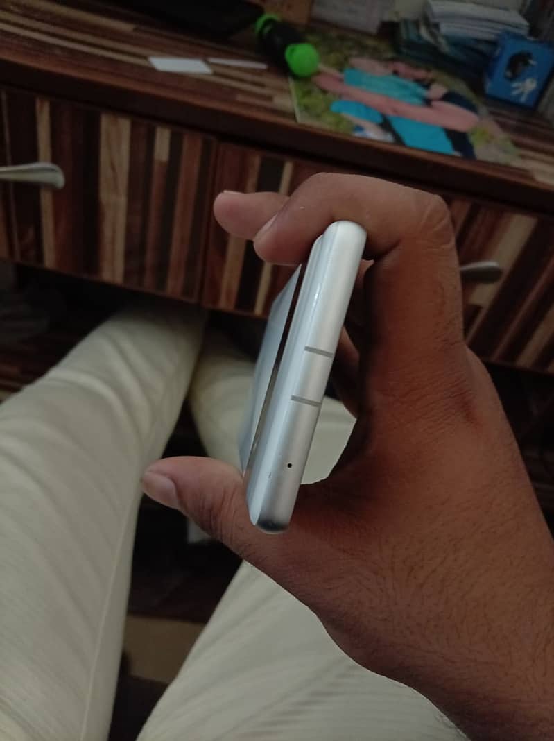 Google Pixel 7a offical pta 4