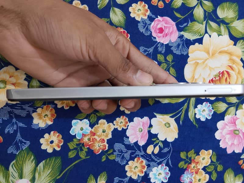 Realme C71 1
