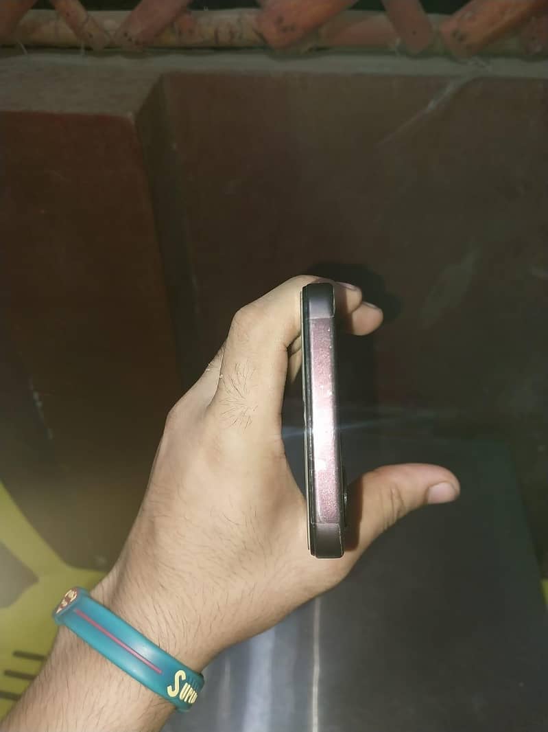 OPPO A6 c 2