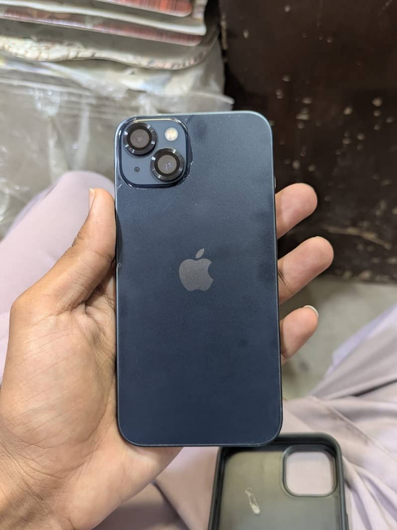 Apple iPhone 13 5