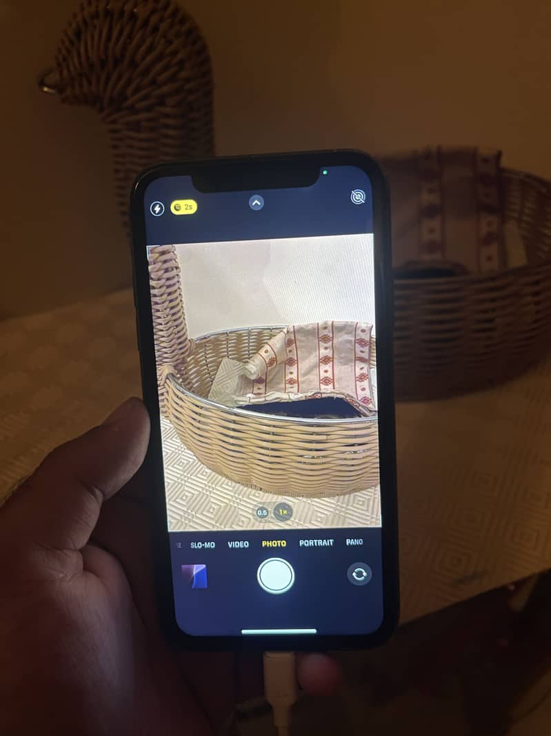 Apple iPhone 11 3