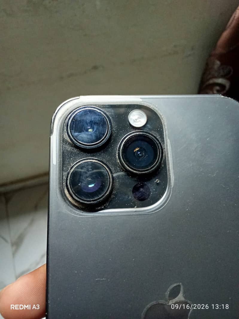 iPhone 14 Pro Max JV 1