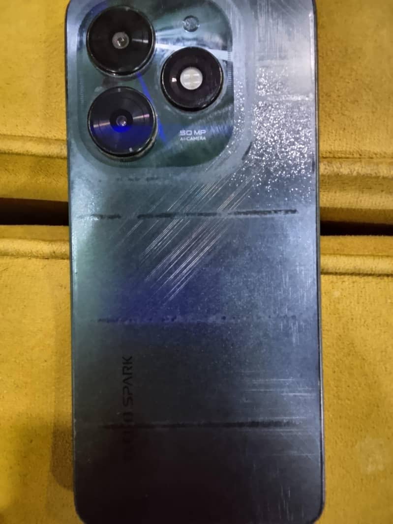 Tecno Spark 20C 0