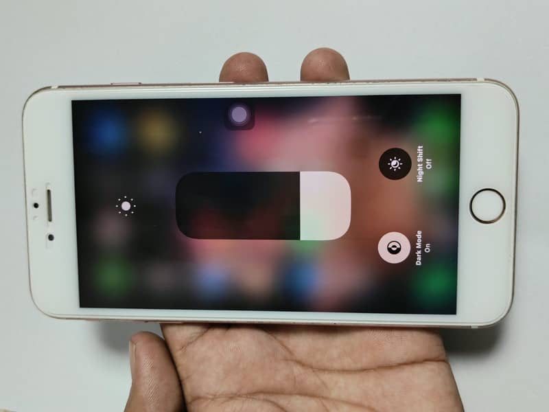 Apple iPhone 6S Plus 2