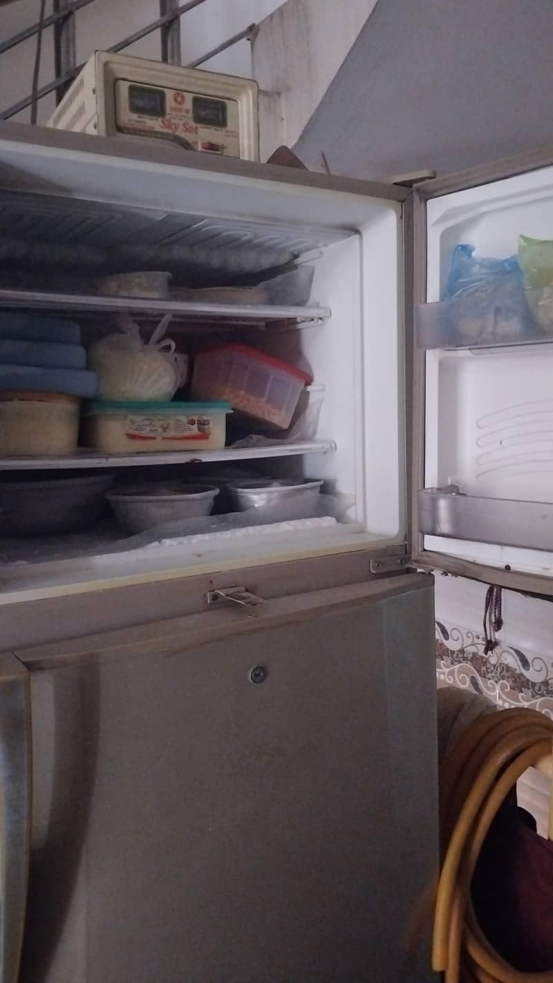 refrigerator 3
