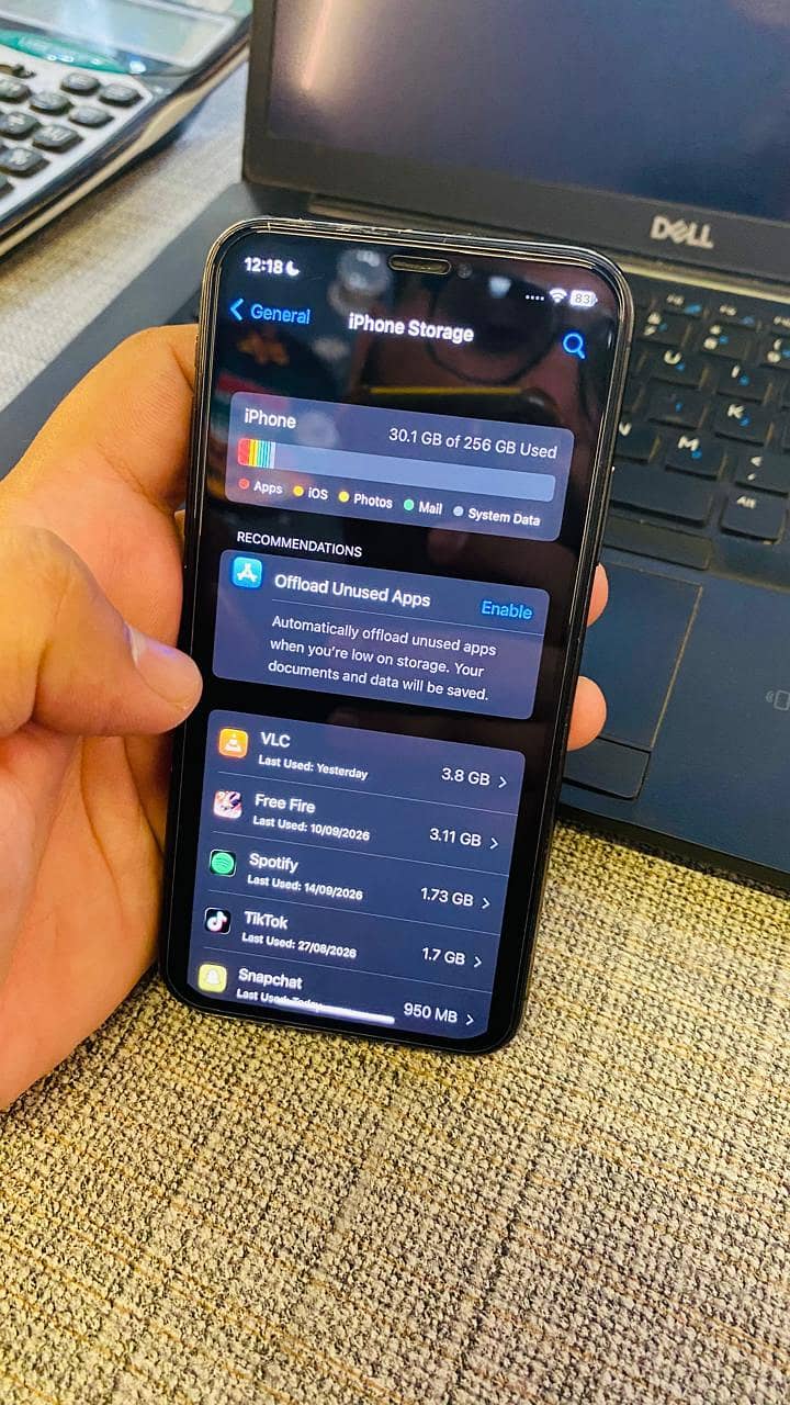 Apple iPhone X 3