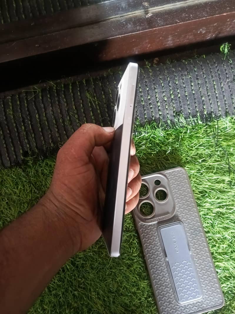 spark 10 pro 6