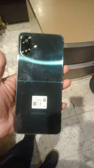 Samsung Mobile A07 5G dabba sath hoga 03104156297