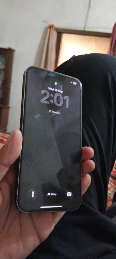 I phone 13pro max jv 128 gb exchange posible