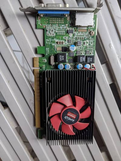 amd Radeon R5 430 1gb ddr5 graphics card for gaming 10/10 for gta5