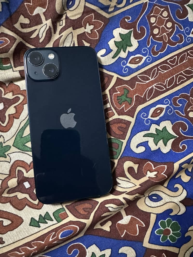 Apple iPhone 13 3