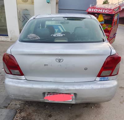 Toyota Platz 2000