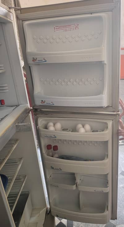 PEL Refrigerator / Fridge – Cooling 100% – Used Condition